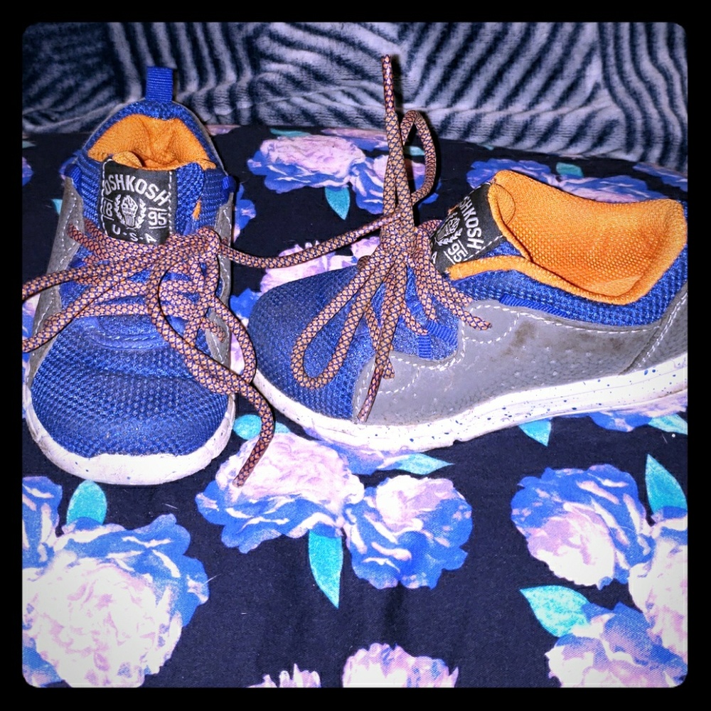 💣BOGO💣 Oshkosh toddler orange and blue sneakers